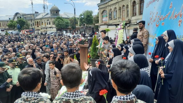 پیکر مطهر شهید «محمد رنجنوش» در گلزار شهدای همدان آرام گرفت