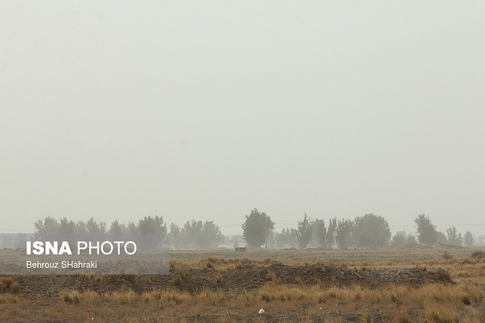 تعویق پروازهای فرودگاه کرمان به علت طوفان