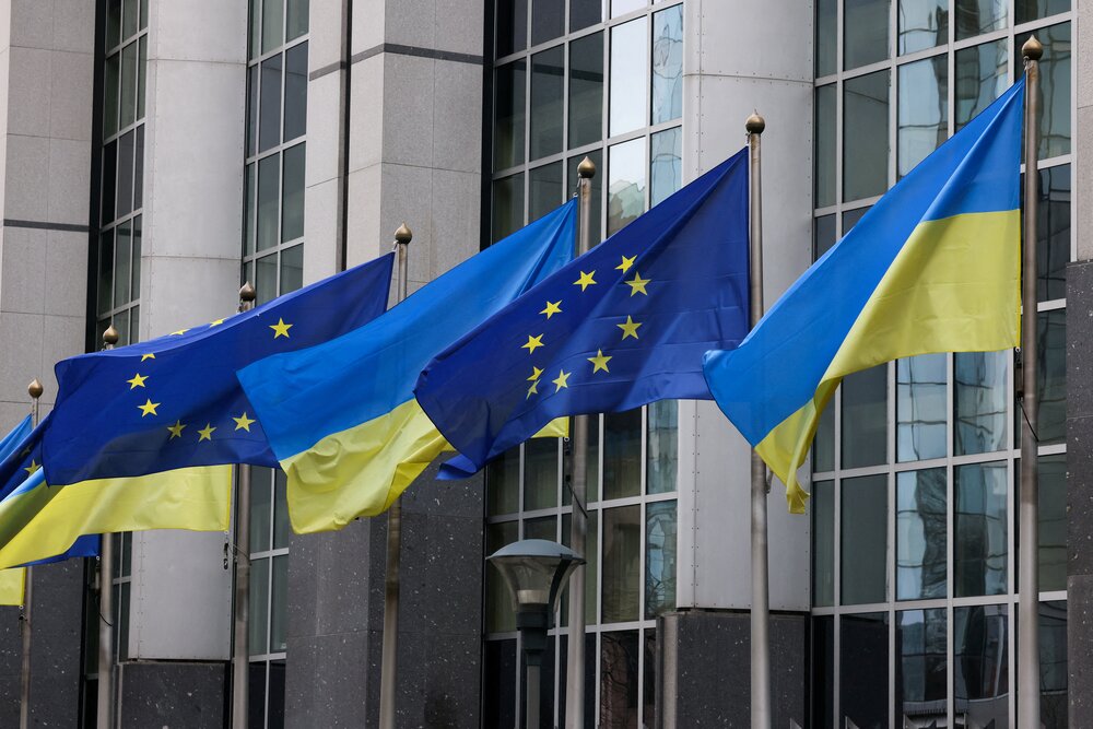 توافق فرانسه و آمریکا برای بهره‌برداری از دارایی‌های مسدودی روسیه به نفع اوکراین