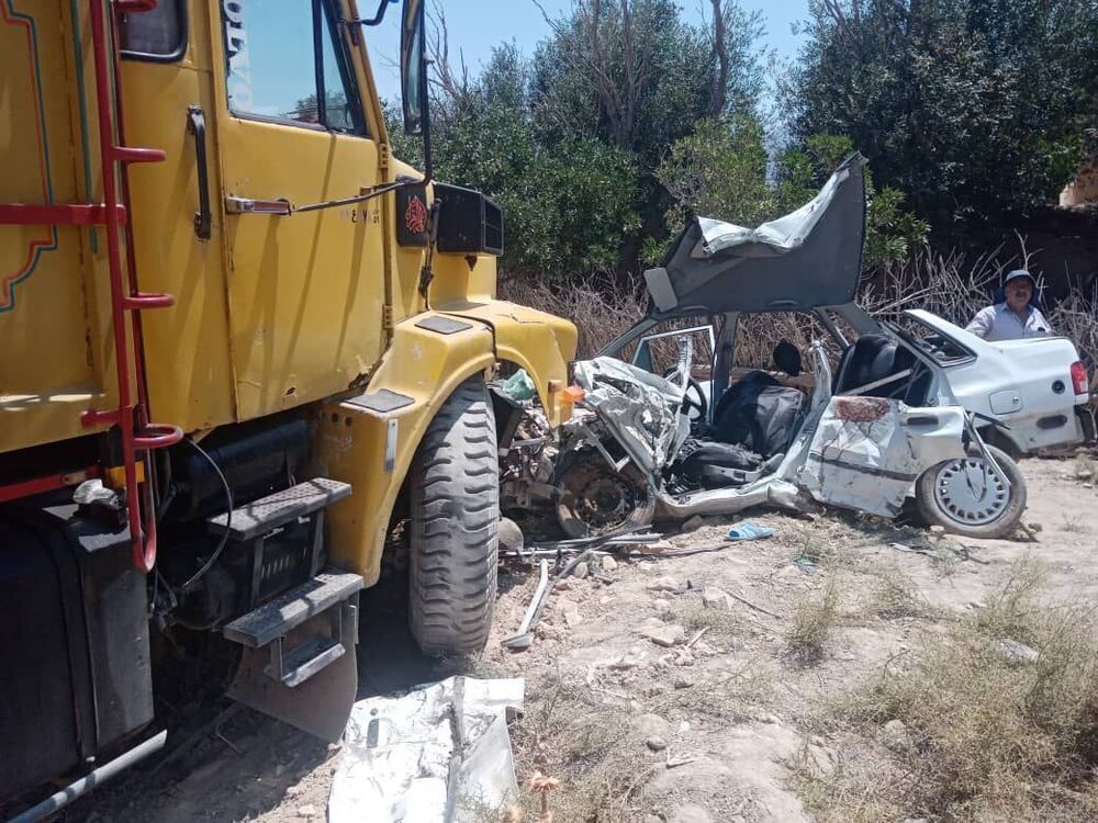 جلوگیری از تصادفات با نصب حفاظ جانبی بر کامیونها/ لزوم کمک کمیسیون ایمنی راهها برای پیشگیری از تصادفات