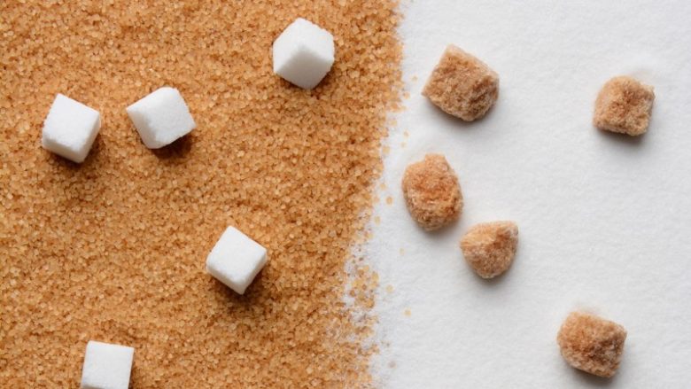 شکر قهوه‌ ای و دیابت؛ آیا شکر قهوه ای گزینه‌ ای سالم‌ تر از شکر سفید است؟